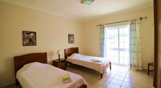 Villa - 3 Bedrooms with Pool - 101343, Забронировать Вилла Отели Galé 3 звезды, 3*