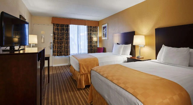 Четырёхместный номер Standard Chattanooga Heritage Inn