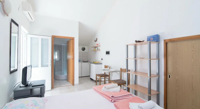 Студия Apartments Pinija -