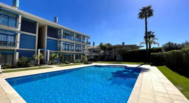 Апартаменты VILAMOURA PRESTIGE WITH POOL by HOMING