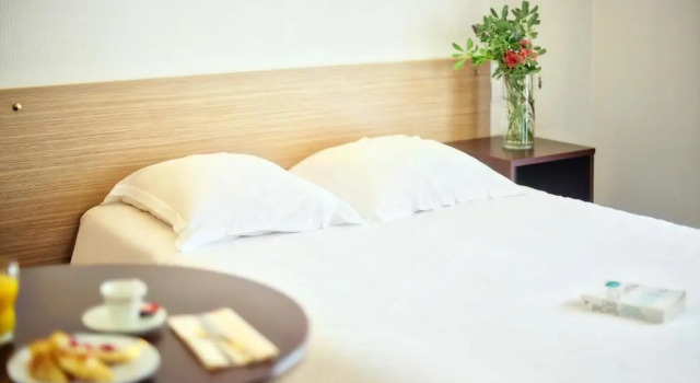 Трёхместный номер Economy Zenitude Hôtel-Résidences Béziers Centre