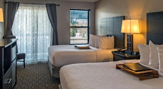 Двухместный номер Standard с видом на горы Breck Inn