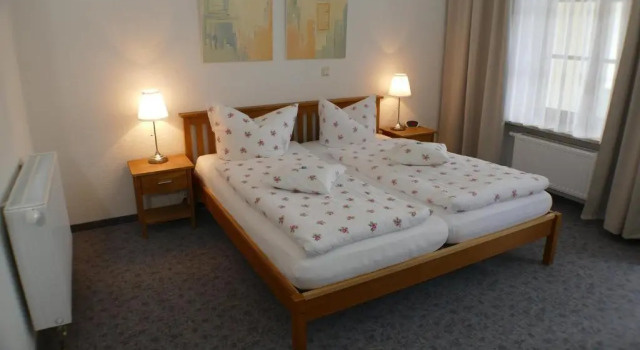 Двухместный номер Standard с балконом Hotel Meridian