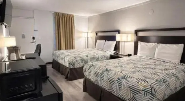 Четырёхместный люкс Motel 6 Sherman, TX