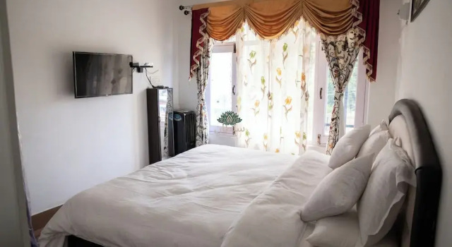 Hotel Sultan Residency, Забронировать Отель Сринагар Jammu & Kashmir Ski