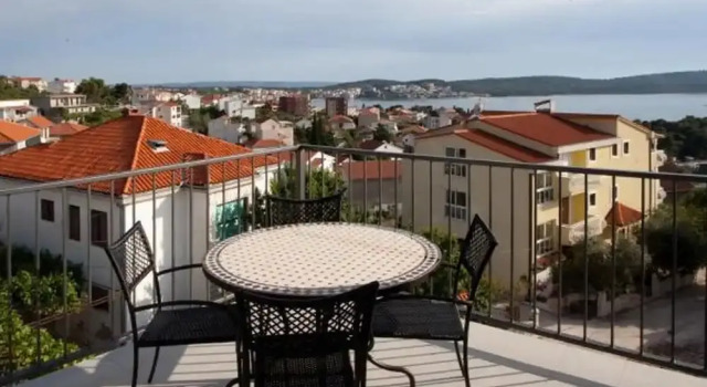 Modern Trogir Sea View Apartment, Забронировать Апартаменты/квартира Апартаменты Трогир, рядом с Общественный Пляж Кузмич, Апартаменты/квартира