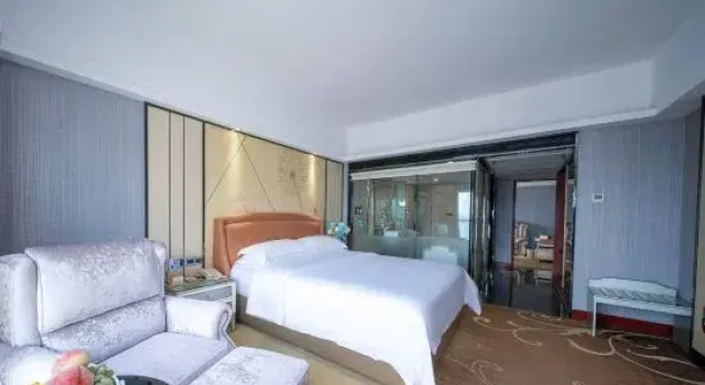 Двухместный люкс Deluxe Vienna International Hotel (Yangxifuda)