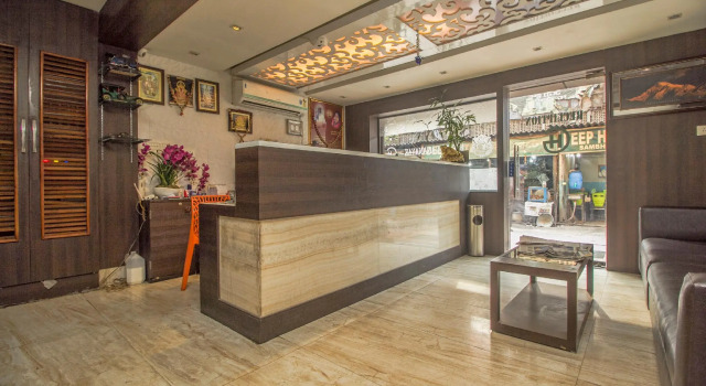 Capital O 28319 Hotel Ganayak, Prenota Hotel Siliguri West Bengal