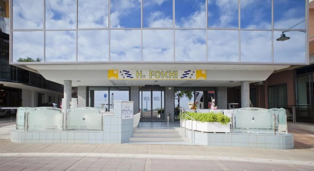 Hotel Foschi-Peninsula, Забронировать Отель Отели в центре Беллария-Иджеа-Марина, в центре