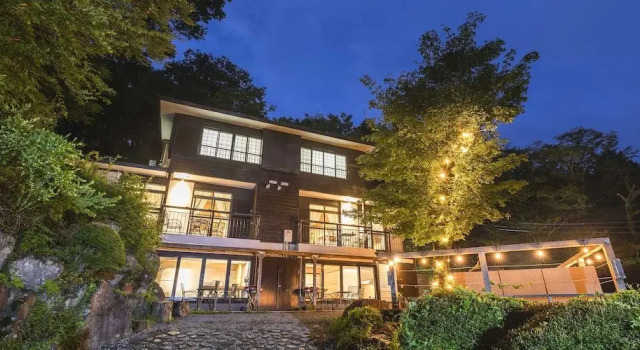 SPRINGS VILLAGE HAKONE Glamping Resort, Prenota Campeggio Hakone Kanagawa