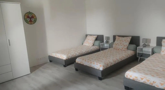 Коттедж Agréable Maison, toute équipée, proche du lac d'Arjuzanx