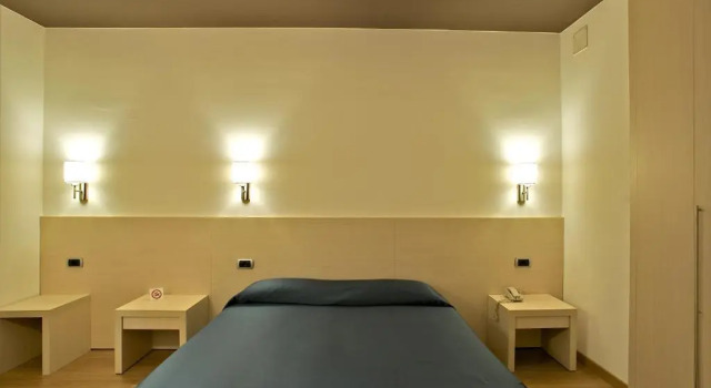 Одноместный номер Standard Sam Hotel