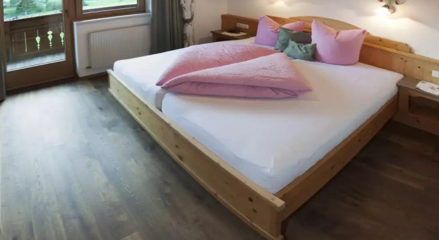 Jedelerhof, Rezerwuj Hotel Hotele w Tyrol z parkingiem, Parking