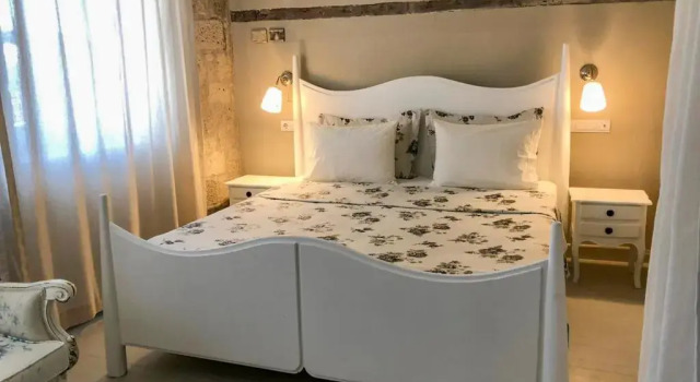 Номер Deluxe 128A Hotel