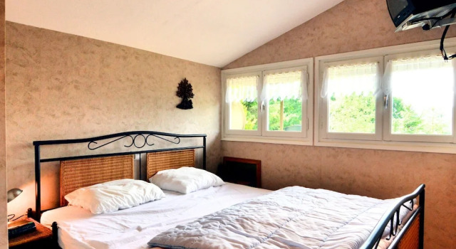 Holiday Home in La Roche-en-Ardenne near Forest, Забронировать Отель Ла-Рош-ан-Арден 