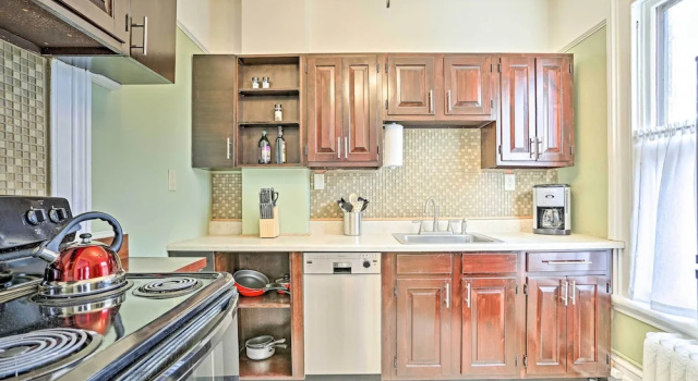 Апартаменты c 1 комнатой Historic Poughkeepsie Apt - Walkable Location