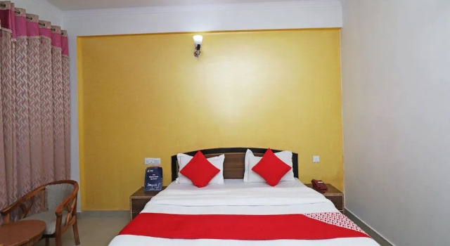 OYO 5589 Pine Oak Resort, Buchen Sie Resort Bhimtal Uttarakhand