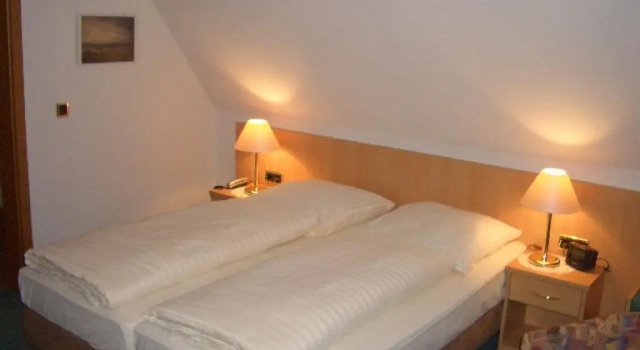Hotel Ohrberg, Забронировать Отель Отели Weser Uplands 3 звезды, 3*