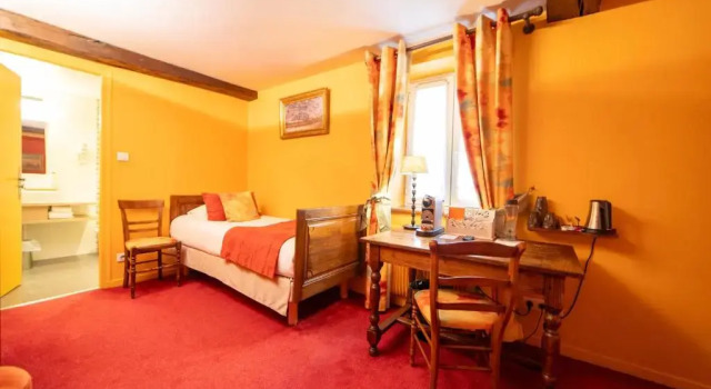 Трёхместный номер Standard Teritoria Hôtel Wilson
