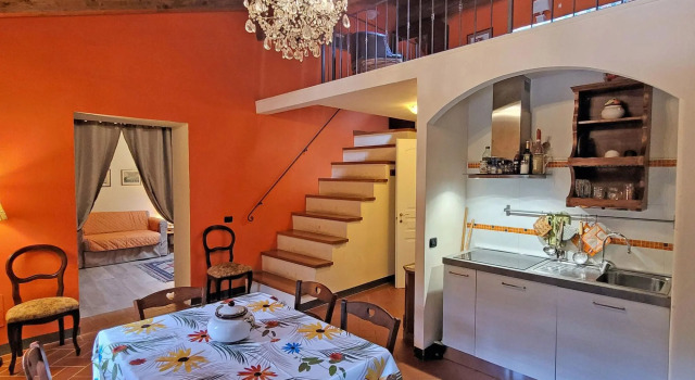 Exquisite Holiday Home in Pistoia With Swimming Pool, Boek Hotel Hotels in Campo Tizzoro met parkeren, Parkeren