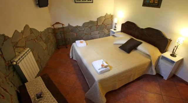 Casa Vacanze Borgo Borghese, Book Hotel Hoteller i Sant'Alessio Siculo med parkering, Parkering