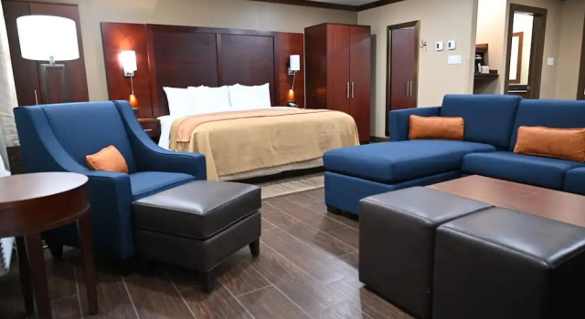 Номер Executive Giles Hotel Inn & Suites