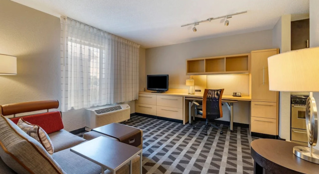 Люкс c 1 комнатой TownePlace Suites by Marriott Vincennes