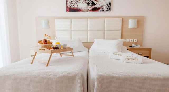 Двухместный номер Superior с балконом и с частичным видом на море Vournelis Beach Hotel and Spa