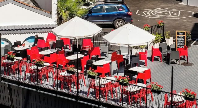 Rosalita Hostel, Rezervovat Hostel Hotely v Hautes-Pyrénées s parkováním, Parkování