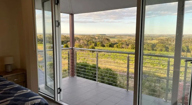 Люкс Comfort Kesehills Wines Villa