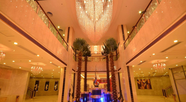 Huangma Holiday Hotel, Book Hotel Meilan 