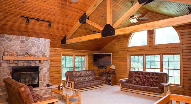 Log Gables - Log Home, Забронировать Отель Отели The Dells 3 звезды, 3*
