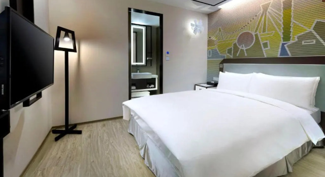 Двухместный номер Standard с балконом Uinn Business Hotel - Taipei Shilin