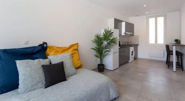 MaxBnb - CLIMATISÉ - Grand Studio 37m2 & terrasse 30m2 - Est
