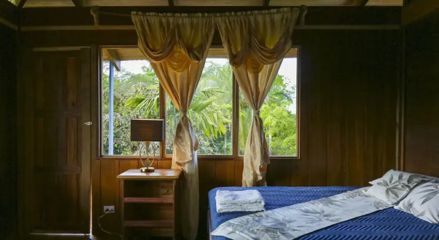Трёхместный номер Standard с балконом и с видом на сад Casa Drake Lodge