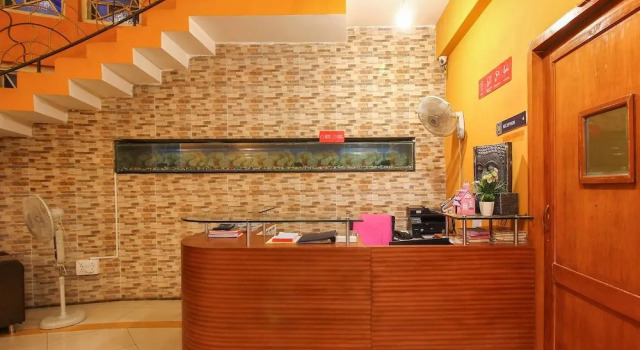OYO 18488 Hallmark Begumpet, Rezerwuj Hotel Begumpet 
