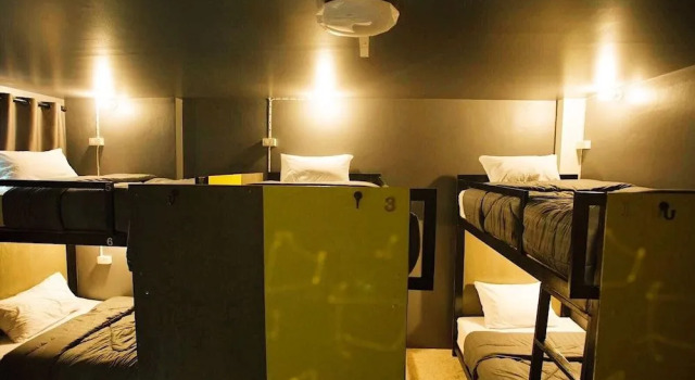 Stamp Hostel - Adults Only