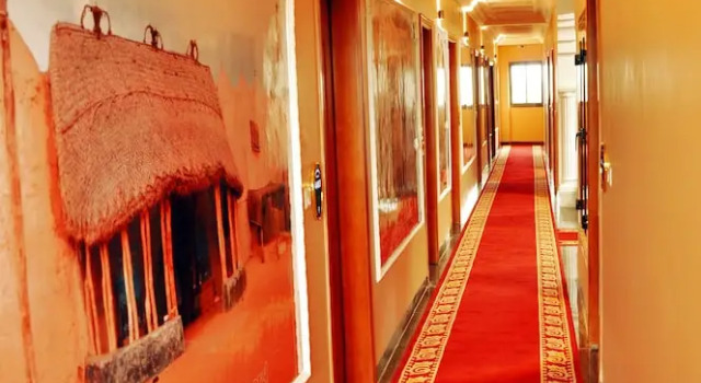 Hôtel Sindz Palace, Buchen Sie Hotel Jaunde Mfoundi