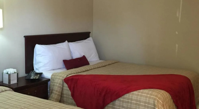 The Falls Family Lodge, Забронировать Мини-отель Недорогие отели Ниагара Фолс, рядом с Казино Niagara, недорого