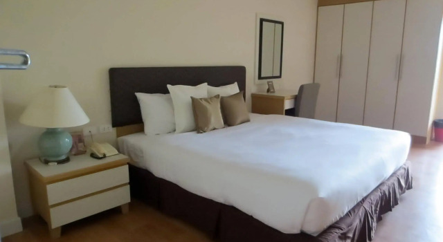 Sky Place Serviced Apartment