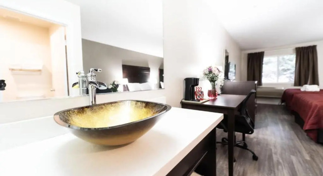 Четырёхместный номер Standard Ocean Star Inn