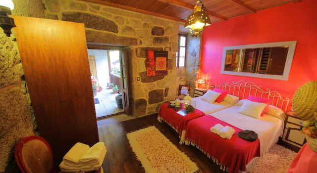 Cas do Mestre - Casa rural con Encanto, Book Hotel Pontevedra 