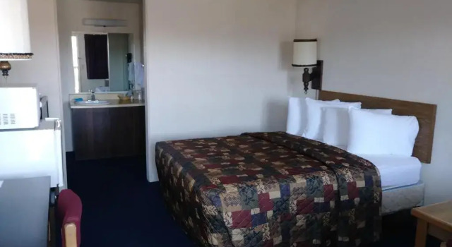 Двухместный номер Standard с балконом The Sturgis Motel