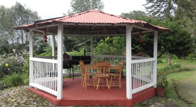 La Gaviota BnB, Rezervovat Penzión se snídaní Hotely v Santander s parkováním, Parkování