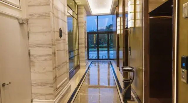 Vienna Hotel (Nanzhang High-speed Railway Station), Prenota Hotel Hotel a Xiangyang con parcheggio, Parcheggio
