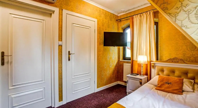 Номер Standard ROYAL PALACE Centrum Bankietowe