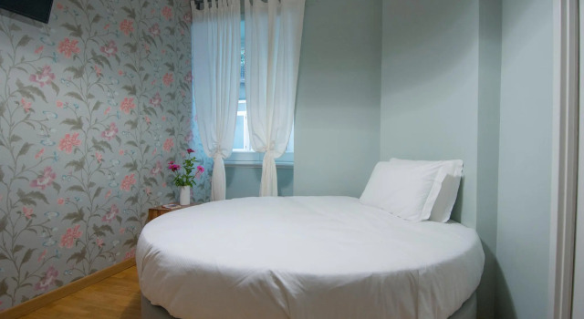Двухместный номер Standard DEM Hotel