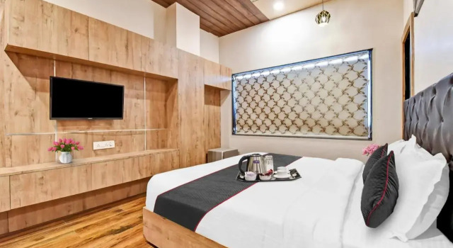 Hotel Shakun Palace, Забронировать Отель Отели штата Раджастхана 3 звезды, 3*