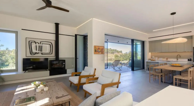 Вилла Euphonia Residence by Athina Hospitality