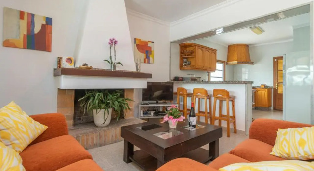 Villa CAN Coll